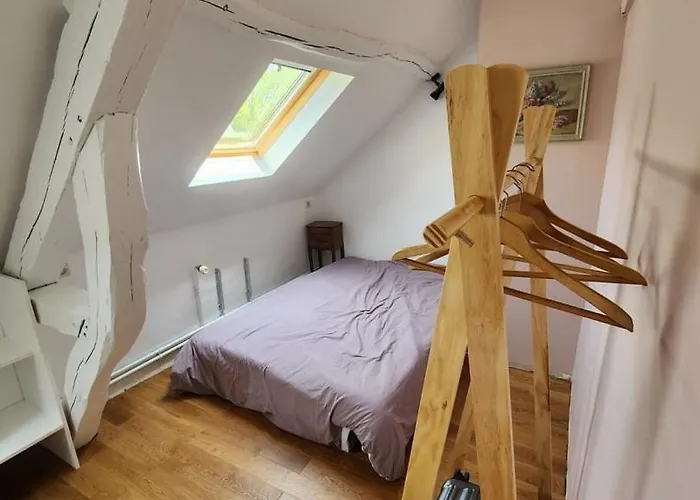 Authentique De Campagne - Grande Maison Familiale Avec Jardin - Cote D'albatre Guest house Saint-Vaast-Dieppedalle